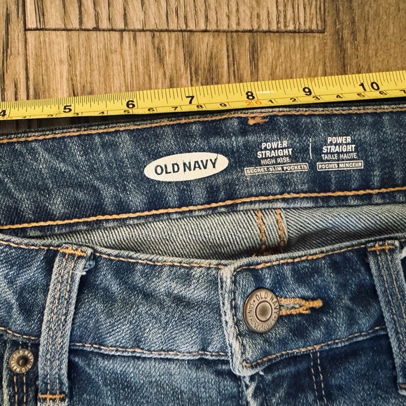 Old Navy Distressed Straight crop jeans - Picture 4 of 8